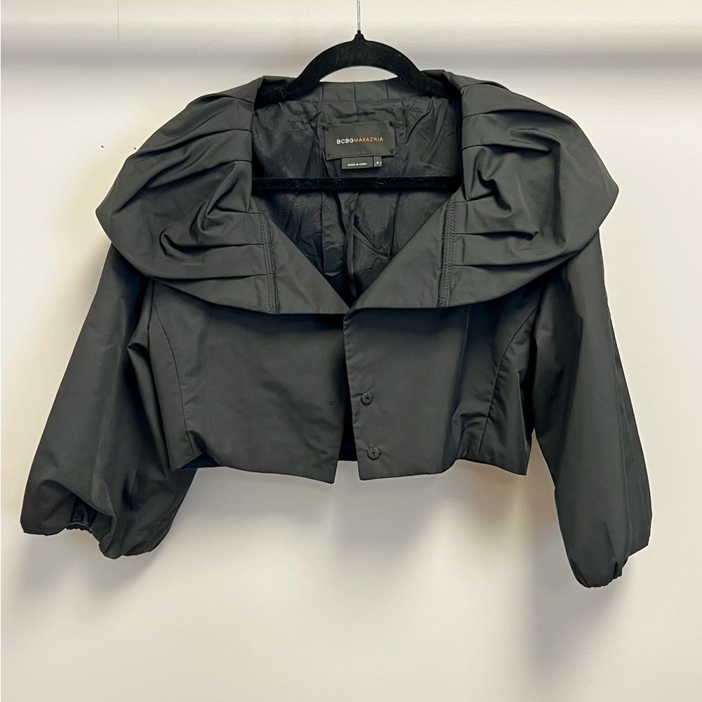 BCBGMAXAZRIA Cropped Black Jacket Dramatic Collar Balloon Sleeve